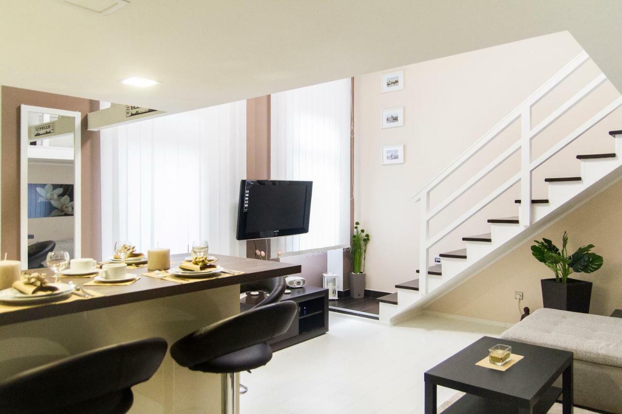 R&R Apartment Rakoczi ブダペスト エクステリア 写真