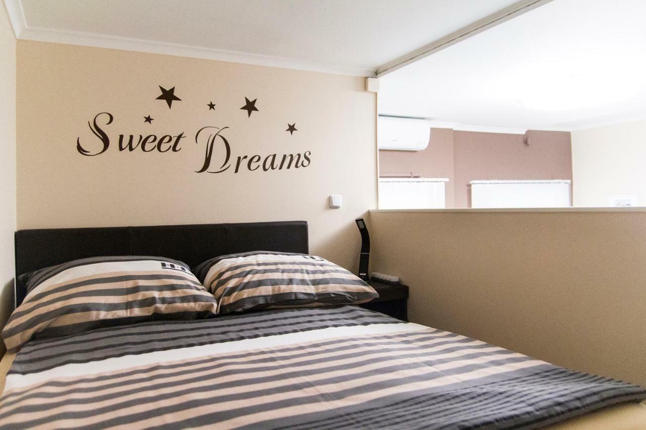 R&R Apartment Rakoczi ブダペスト エクステリア 写真